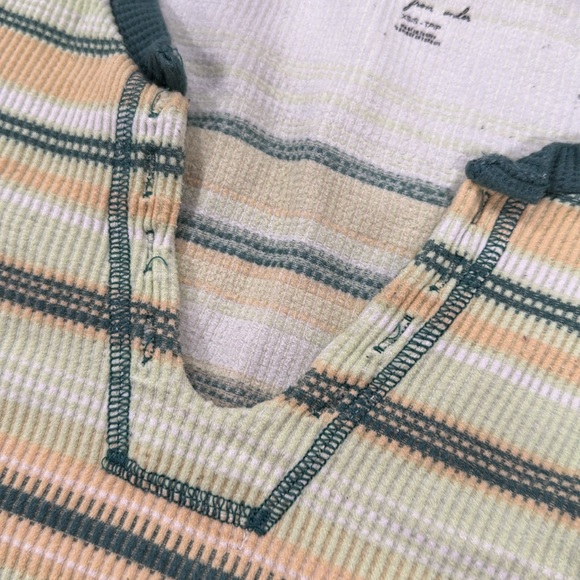 Urban Outfitters Out From Under top XS - Picture 3 of 4